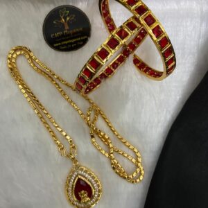 Broad Red Bangle with Red Stoned Dollar Chain – CMP25548