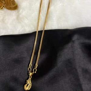 Forming Small Peacock Dollar Chain – CMP25704
