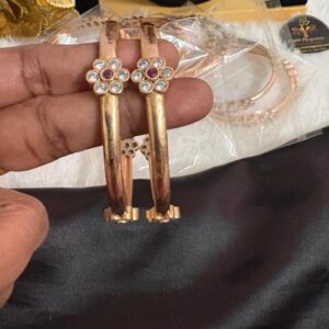 Premium Impon / Panchalogam Stone Bangle – Four Side Flower Design (CMP26728)