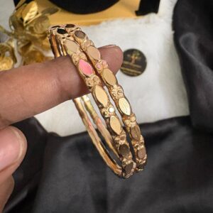 Impon Diamond Cut Thick Bangle – CMP26809
