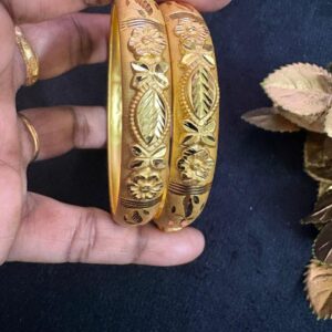 Forming Leaf & Flower Design Bangle – CMP26853