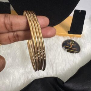 Impon Solid Medium Thick Bangle Set – CMP261023