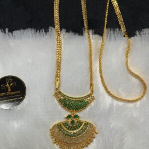 Micro U Design Stoned Dollar with Broad V Chain – CMP261066
