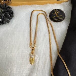 Peacock Dollar with Micro Pipeless Square Chain – CMP261173