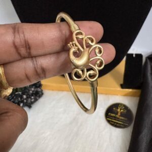 Impon/Panchalogha Peacock Design Single Kada – CMP261203