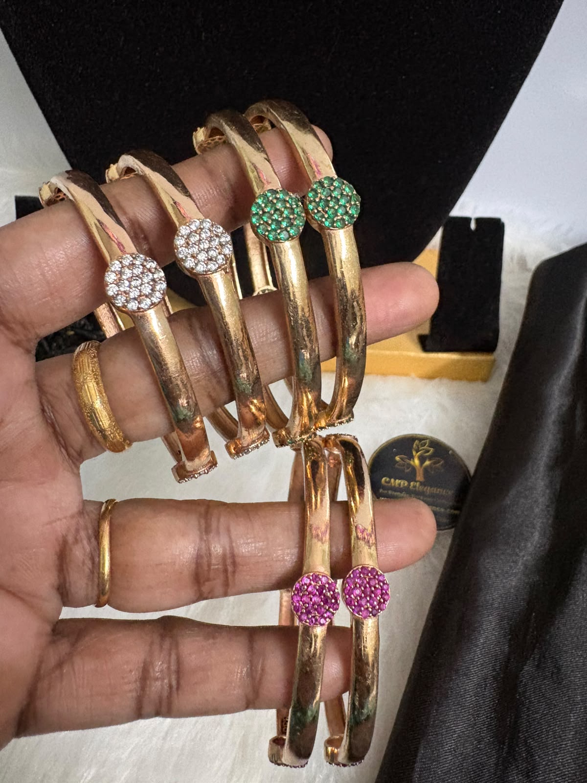 Premium Round Stone Impon/Panchalogha Bangles – CMP261206
