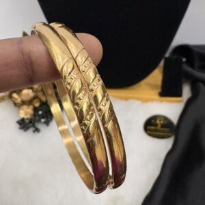 Impon/Panchalogha Unpolished Durable Flower Design Daily Wear Bangle – CMP261255