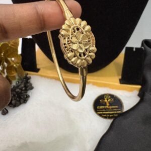 Impon/Panchalogha Unpolished Durable Oval Flower Design Kada – CMP261291