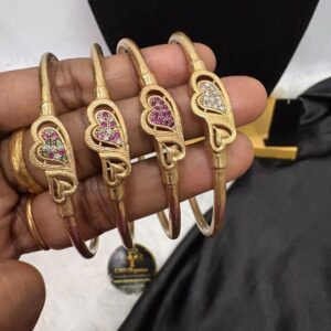 Impon Panchalogha Stoned Heart Design Adjustable Kada – CMP261306